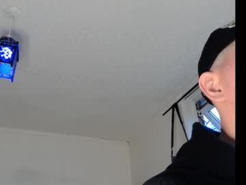 Barryhunter Chaturbate stream image from February 21, 2025