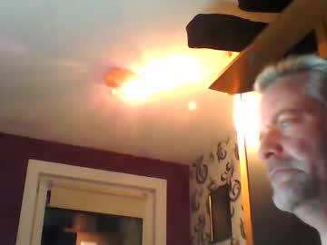 Berlinaer Chaturbate stream image from February 21, 2025