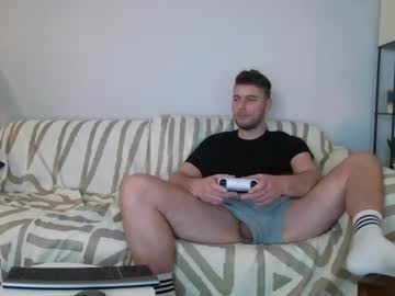 Englishladxxx Chaturbate stream image from February 21, 2025