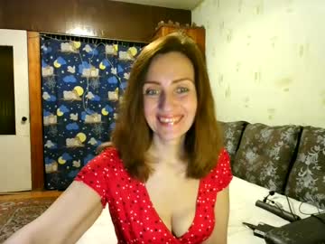 Juliaa_Foxi Chaturbate stream image from February 21, 2025