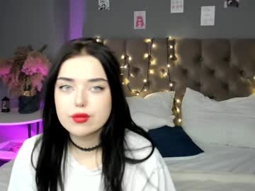 Milli_Blackberry Chaturbate stream image from February 21, 2025