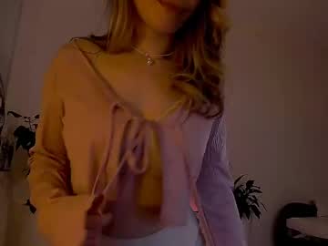 Worldsbaby Chaturbate stream image from February 21, 2025