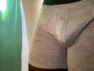 Houseesposo Chaturbate stream image from February 21, 2025