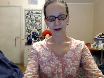 Kiuminberry Chaturbate stream image from February 21, 2025