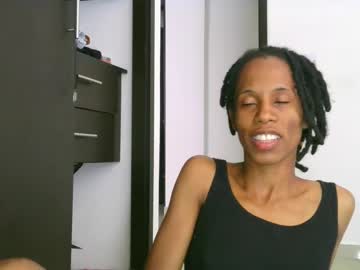Africadeluxe Chaturbate stream image from February 21, 2025