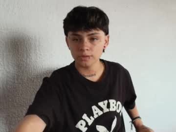 Ares_Boo Chaturbate stream image from February 21, 2025