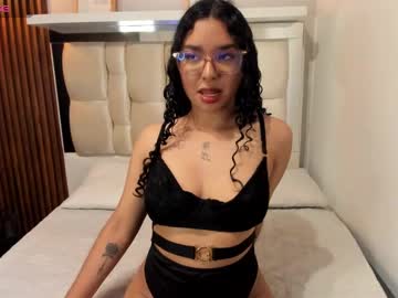 Audrey_Harris Chaturbate stream image from February 21, 2025
