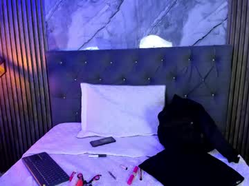 Chloe_Foxi Chaturbate stream image from February 21, 2025