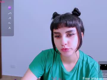 Lunadaddy33 Chaturbate stream image from February 21, 2025