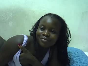 Prettykenia Chaturbate stream image from February 21, 2025