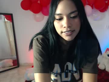 Thalia0018 Chaturbate stream image from February 21, 2025