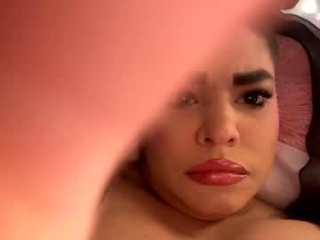 Aidalizaramirez16 Chaturbate stream image from February 21, 2025