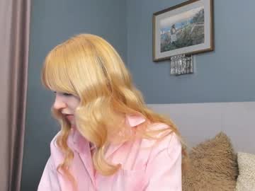 Linndodson Chaturbate stream image from February 21, 2025
