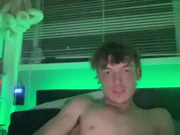 Mackbriggs Chaturbate stream image from February 21, 2025