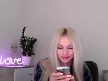 Missemma1111 Chaturbate stream image from February 21, 2025