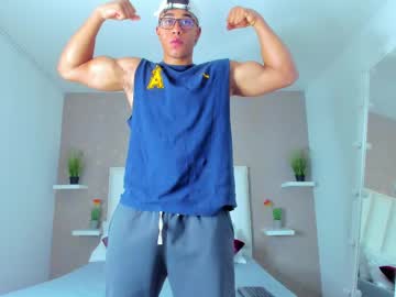 Sam_Rouge Chaturbate stream image from February 21, 2025