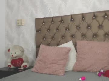 Ada_Evans Chaturbate stream image from February 21, 2025