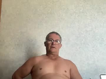 Bigballnz Chaturbate stream image from February 21, 2025