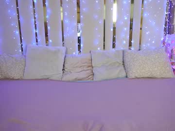 Daisydelight_ Chaturbate stream image from February 21, 2025