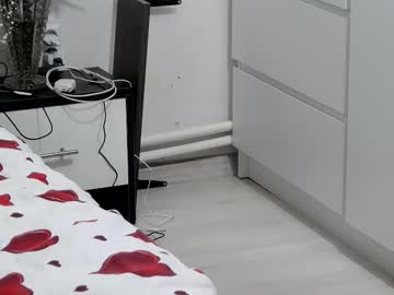 Sophieray1 Chaturbate stream image from February 21, 2025