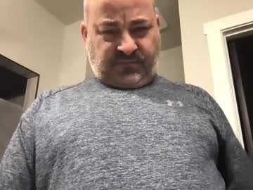 Bigp33 Chaturbate stream image from February 21, 2025
