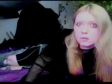 Blacklimoon Chaturbate stream image from February 21, 2025