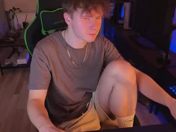 Boykik Chaturbate stream image from February 21, 2025