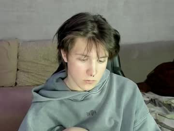 Miya_Chinen Chaturbate stream image from February 21, 2025
