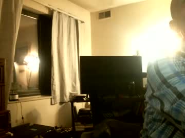 Alandcxxx Chaturbate stream image from February 22, 2025