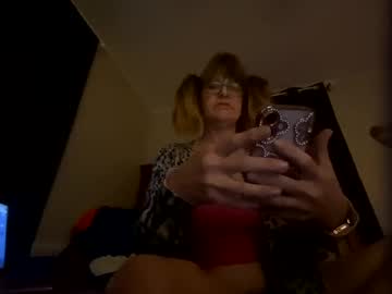 Cuteblondbabe Chaturbate stream image from February 22, 2025