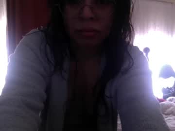Lunamivida Chaturbate stream image from February 22, 2025