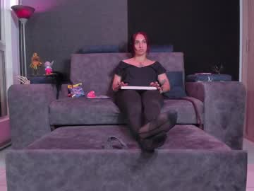Agatacollinsss Chaturbate stream image from February 22, 2025