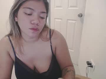 Briana_Lovexx Chaturbate stream image from February 22, 2025