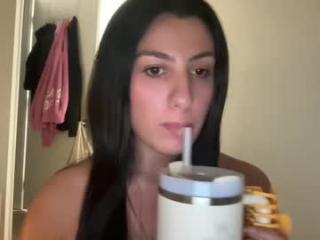 Bustybookworm69 Chaturbate stream image from February 22, 2025