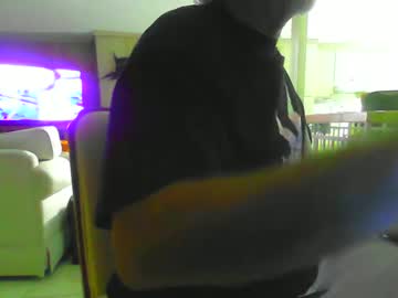 Chuck354139 Chaturbate stream image from February 22, 2025