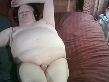 Daddycubbyhubby Chaturbate stream image from February 22, 2025