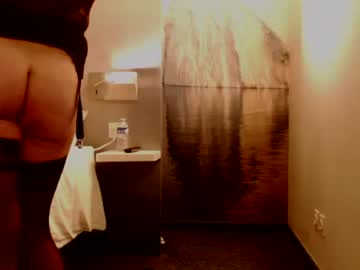 Camille23r Chaturbate stream image from February 22, 2025
