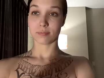 Dimepiece404 Chaturbate stream image from February 22, 2025