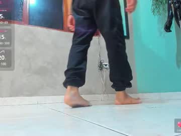 Jharol_Cardona Chaturbate stream image from February 22, 2025