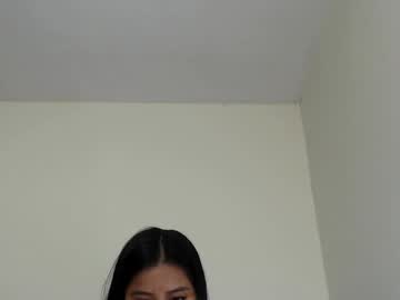 Charlotte_Moineau Chaturbate stream image from February 22, 2025