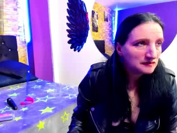 Cloefoxx_ Chaturbate stream image from February 22, 2025