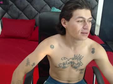 Felipebrown Chaturbate stream image from February 22, 2025