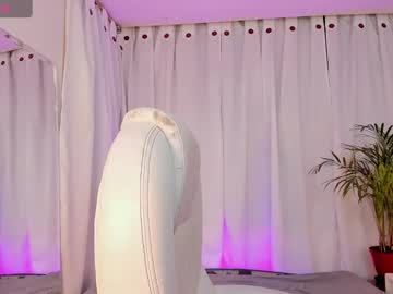 Misslynn_ Chaturbate stream image from February 22, 2025