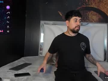 Online_Lover Chaturbate stream image from February 22, 2025