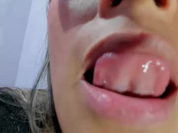 Sofiamillk_ Chaturbate stream image from February 22, 2025