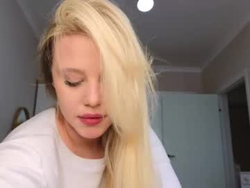 Crystal_Angells Chaturbate stream image from February 22, 2025