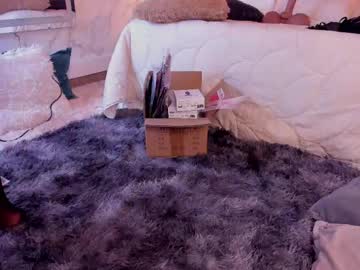 Magic_Gomezz Chaturbate stream image from February 22, 2025
