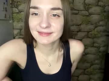 Smileforme29x Chaturbate stream image from February 22, 2025