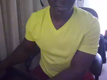 Darkchocolat_Lover Chaturbate stream image from February 22, 2025