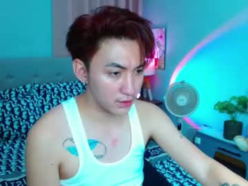 Xasianprince4youx Chaturbate stream image from February 22, 2025